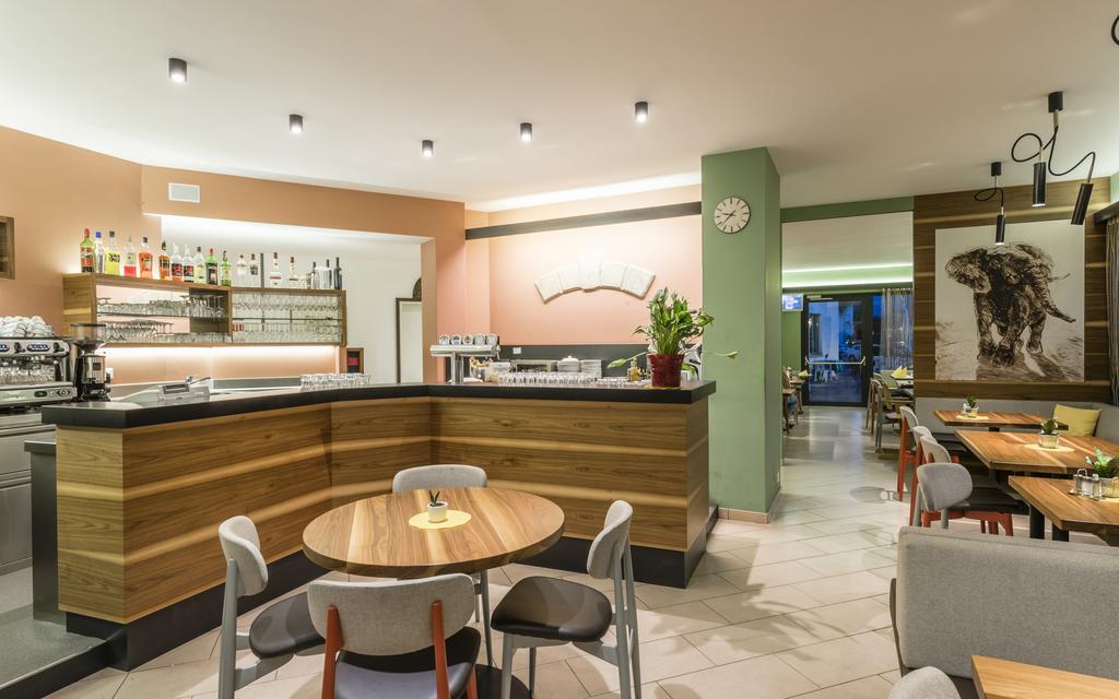 Hotel Elefant Ora / Auer Εξωτερικό φωτογραφία