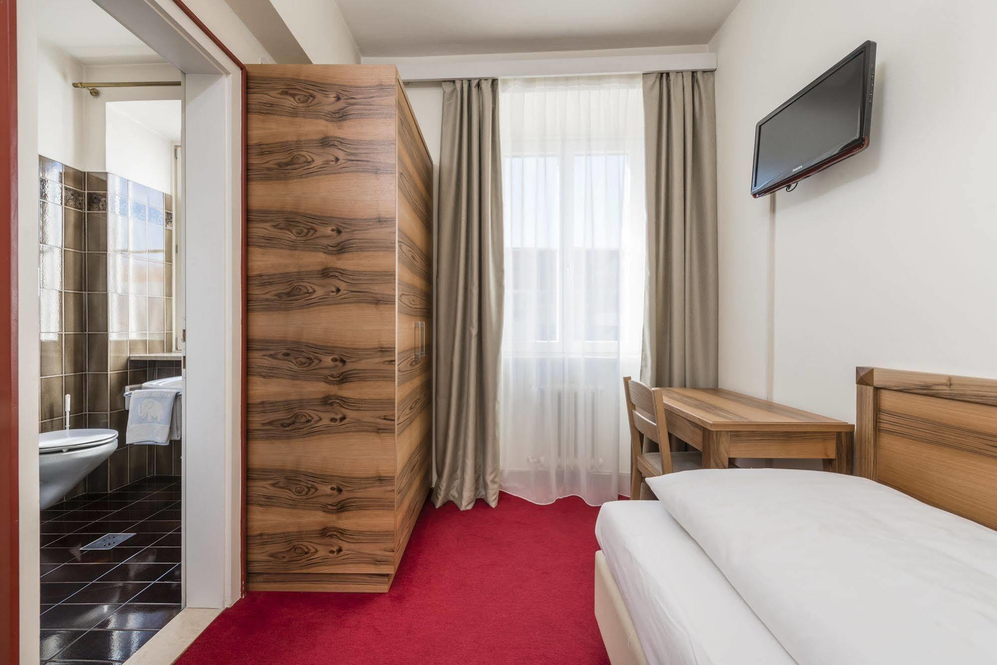 Hotel Elefant Ora / Auer Εξωτερικό φωτογραφία